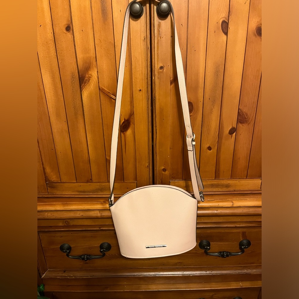 STEVE MADDEN CROSSBODY BAG